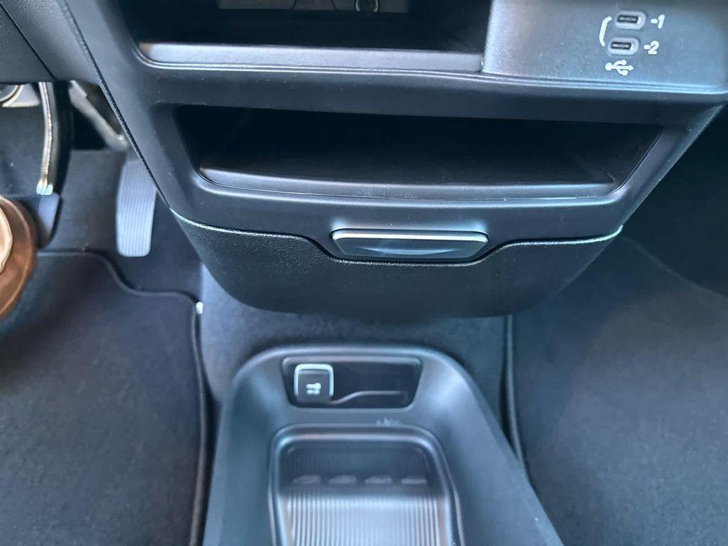 new 2026 Chrysler Pacifica car, priced at $46,198