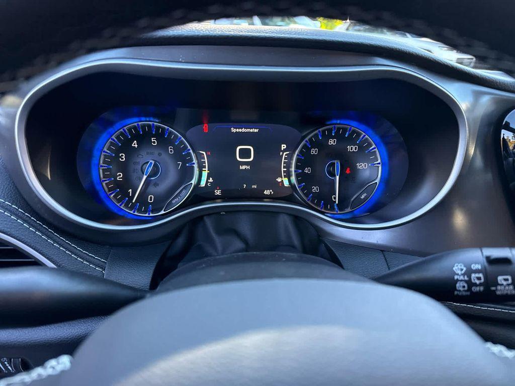new 2026 Chrysler Pacifica car, priced at $46,198