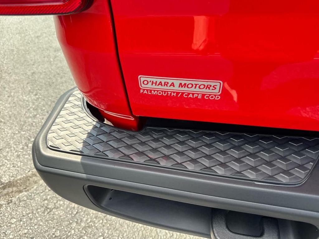 new 2025 Jeep Gladiator car, priced at $43,508