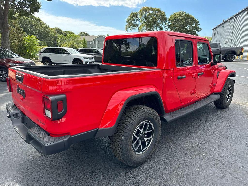 new 2025 Jeep Gladiator car, priced at $43,508