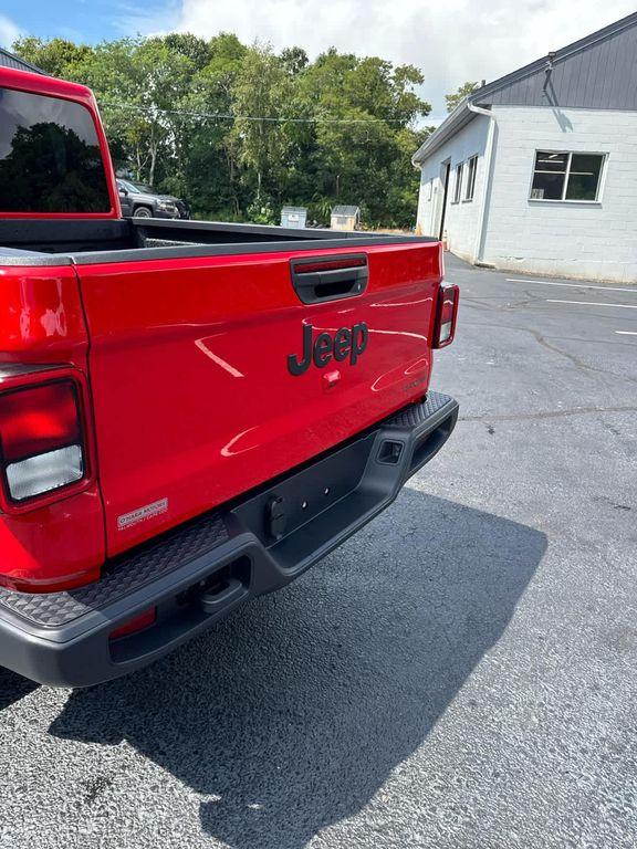 new 2025 Jeep Gladiator car, priced at $43,508