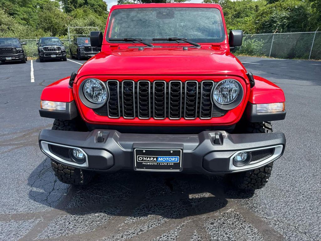 new 2025 Jeep Gladiator car, priced at $43,508