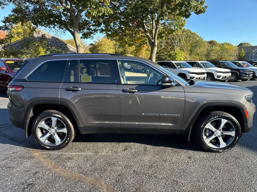 used 2023 Jeep Grand Cherokee 4xe car, priced at $32,177