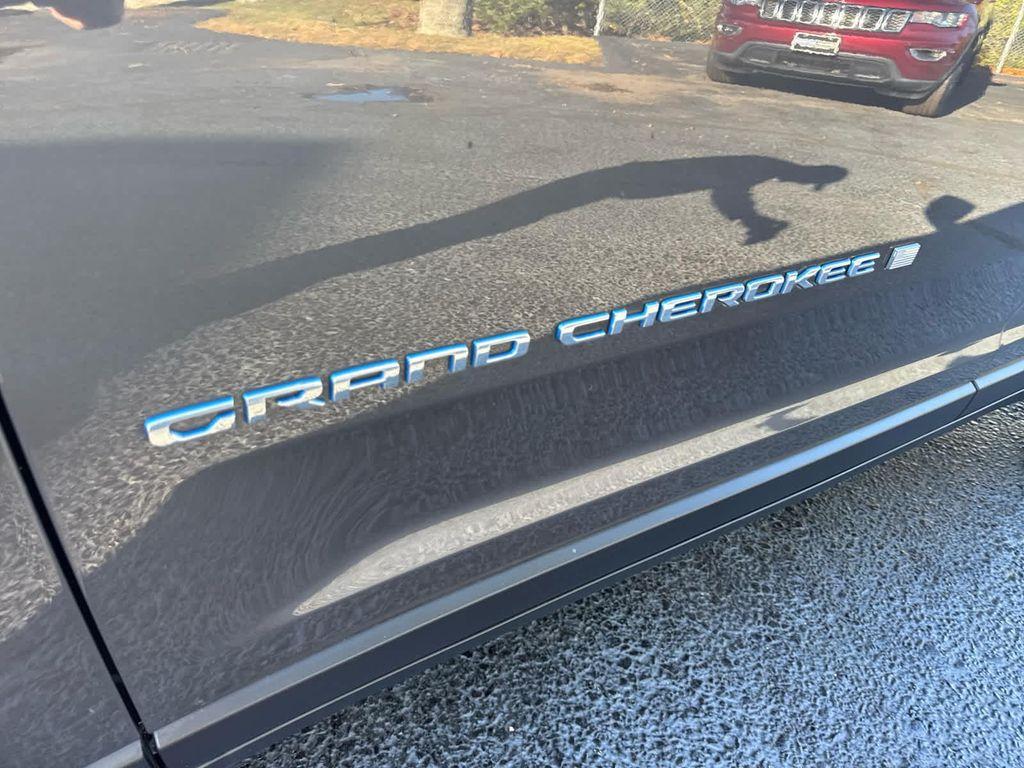 used 2023 Jeep Grand Cherokee 4xe car, priced at $32,177