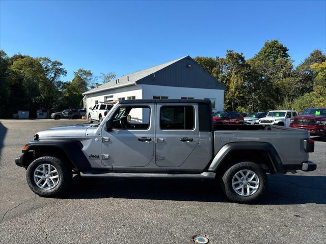 used 2020 Jeep Gladiator car, priced at $27,418