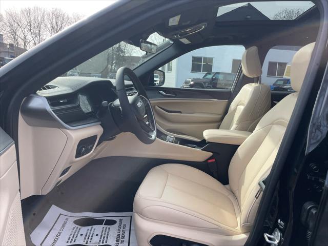 new 2025 Jeep Grand Cherokee car, priced at $47,510