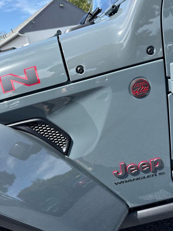 new 2025 Jeep Wrangler car, priced at $61,960