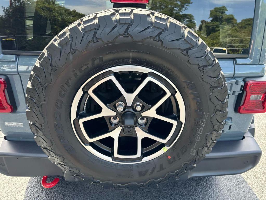new 2025 Jeep Wrangler car, priced at $61,960