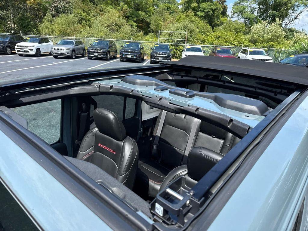 new 2025 Jeep Wrangler car, priced at $61,960