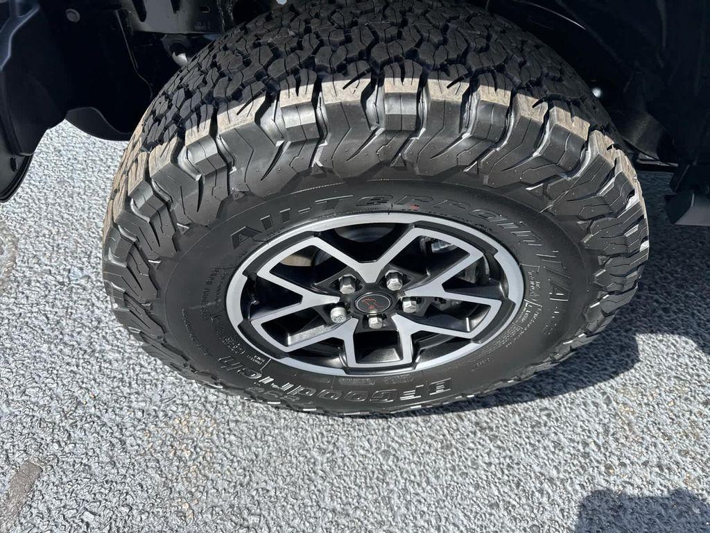 new 2025 Jeep Wrangler car, priced at $61,960