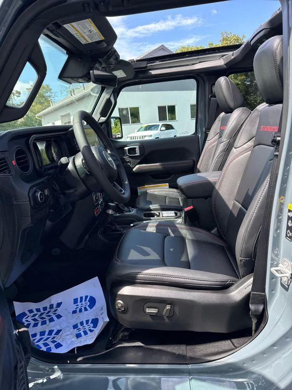 new 2025 Jeep Wrangler car, priced at $61,960