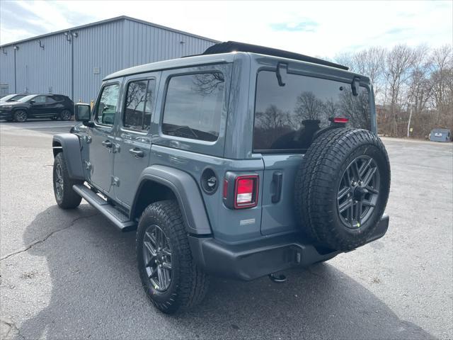 new 2025 Jeep Wrangler car, priced at $46,601