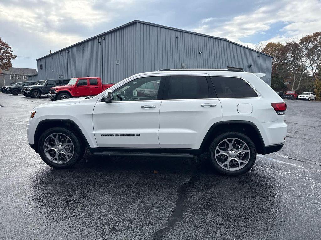 used 2022 Jeep Grand Cherokee car, priced at $31,232