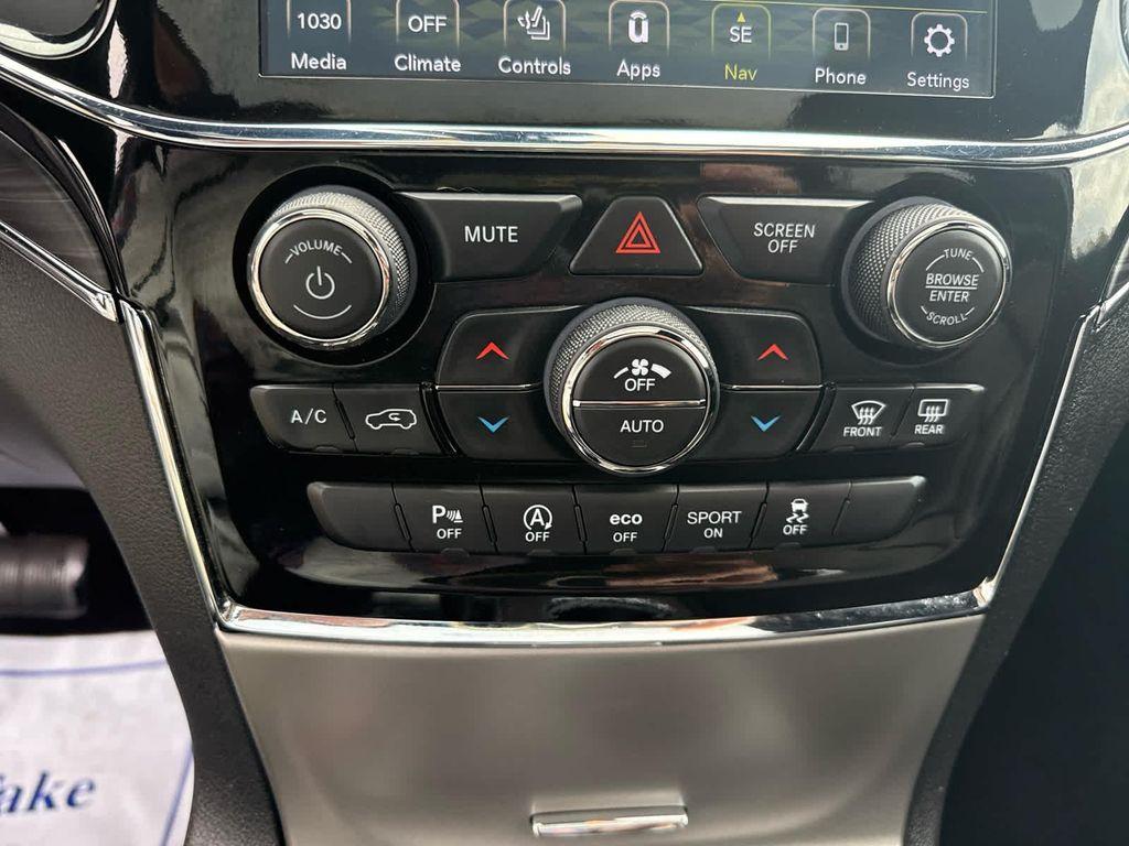 used 2022 Jeep Grand Cherokee car, priced at $31,232