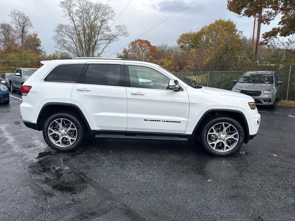 used 2022 Jeep Grand Cherokee car, priced at $31,232