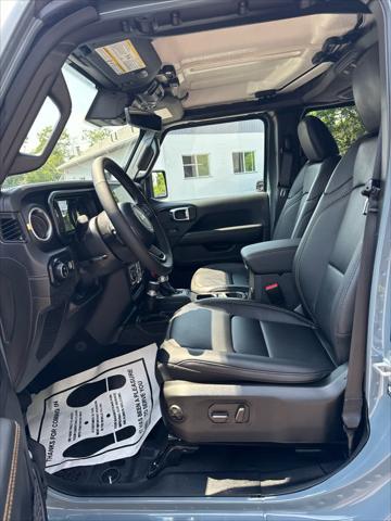 new 2025 Jeep Gladiator car, priced at $48,979