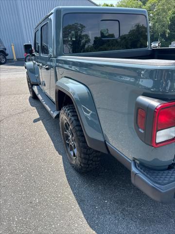 new 2025 Jeep Gladiator car, priced at $48,979