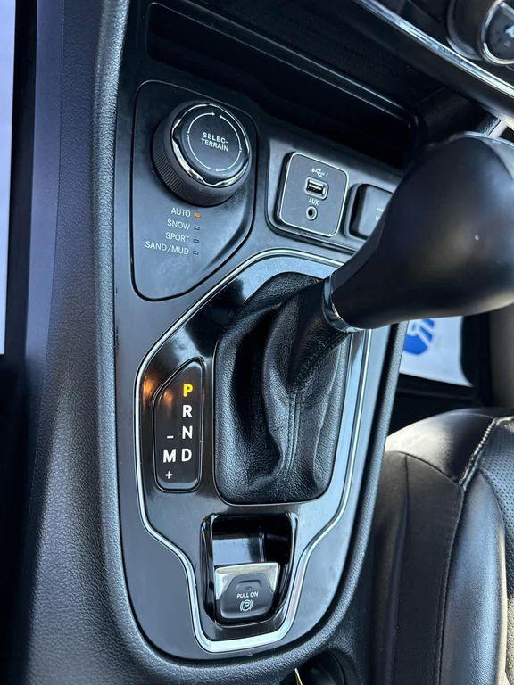 used 2022 Jeep Cherokee car, priced at $29,289