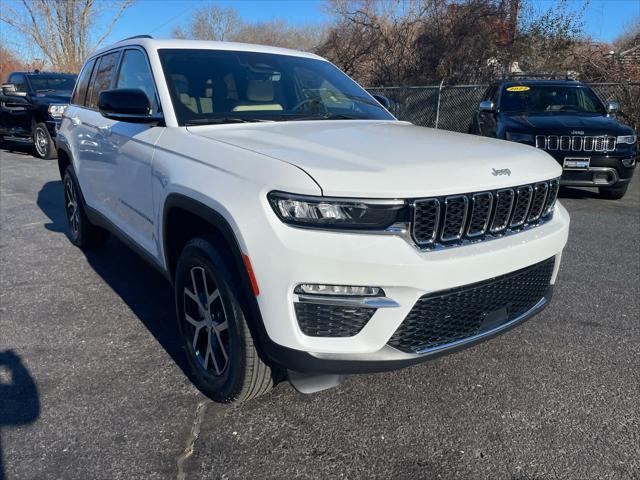 new 2025 Jeep Grand Cherokee car, priced at $45,293