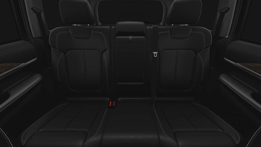 new 2025 Jeep Grand Cherokee car, priced at $45,440