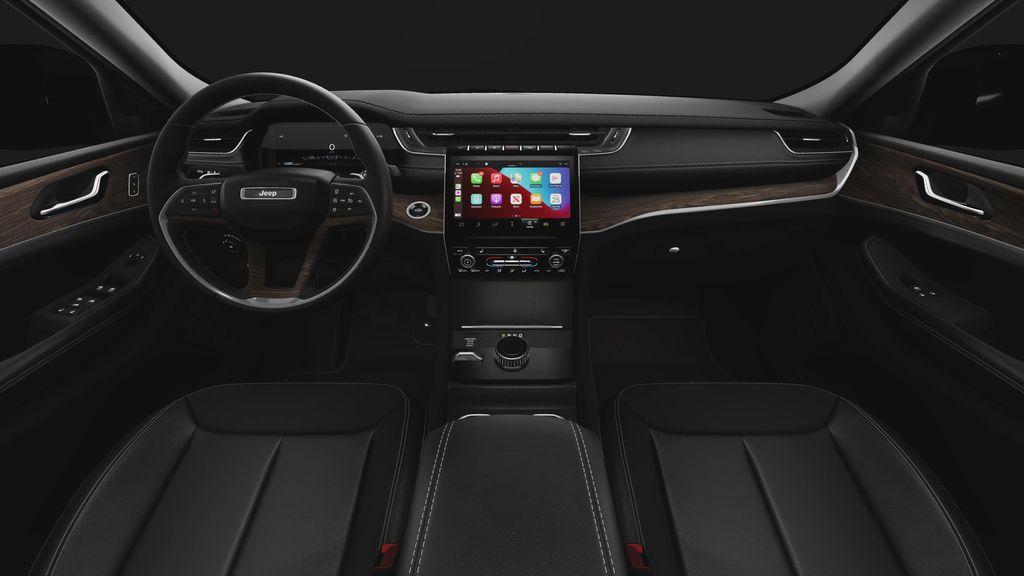 new 2025 Jeep Grand Cherokee car, priced at $45,440