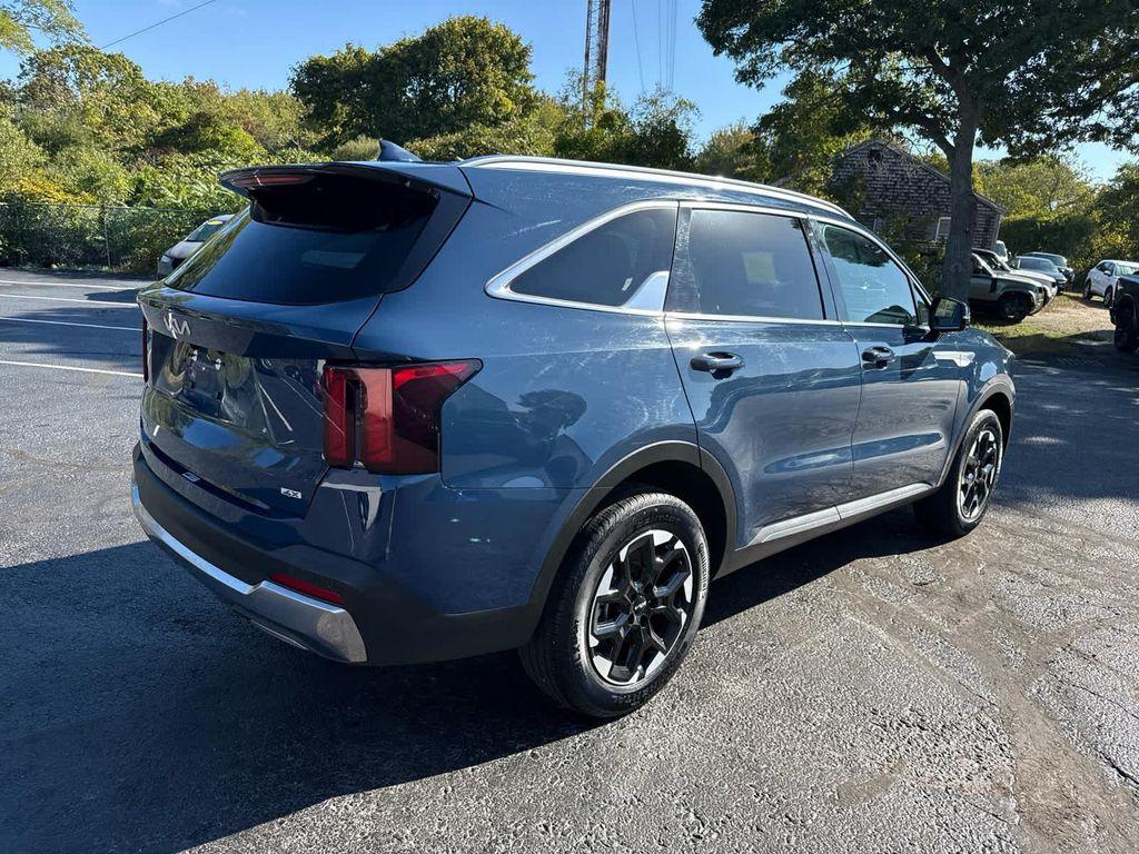 used 2024 Kia Sorento car, priced at $33,440