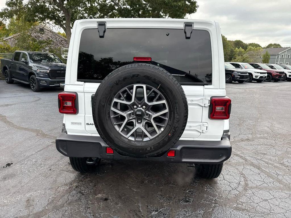 new 2026 Jeep Wrangler car, priced at $53,423