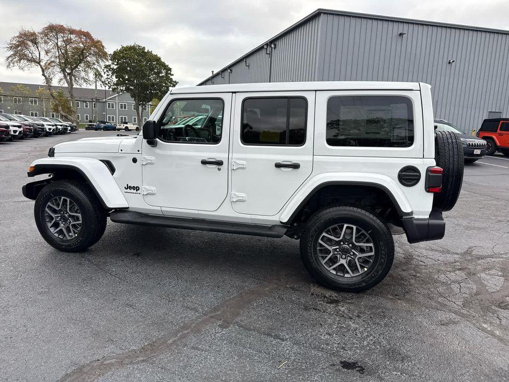 new 2026 Jeep Wrangler car, priced at $53,423