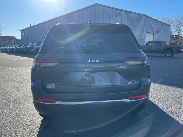 new 2025 Jeep Grand Cherokee car, priced at $45,430