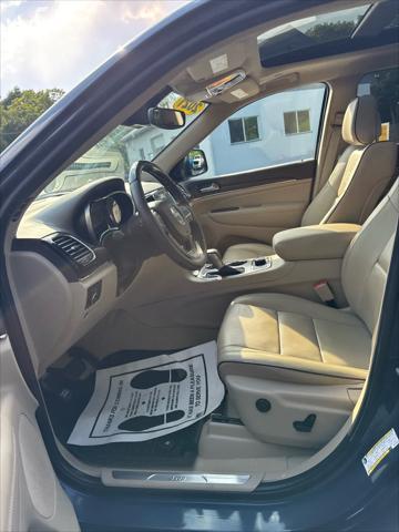 used 2021 Jeep Grand Cherokee car, priced at $29,625