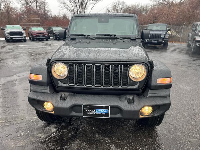 new 2025 Jeep Wrangler car, priced at $44,556