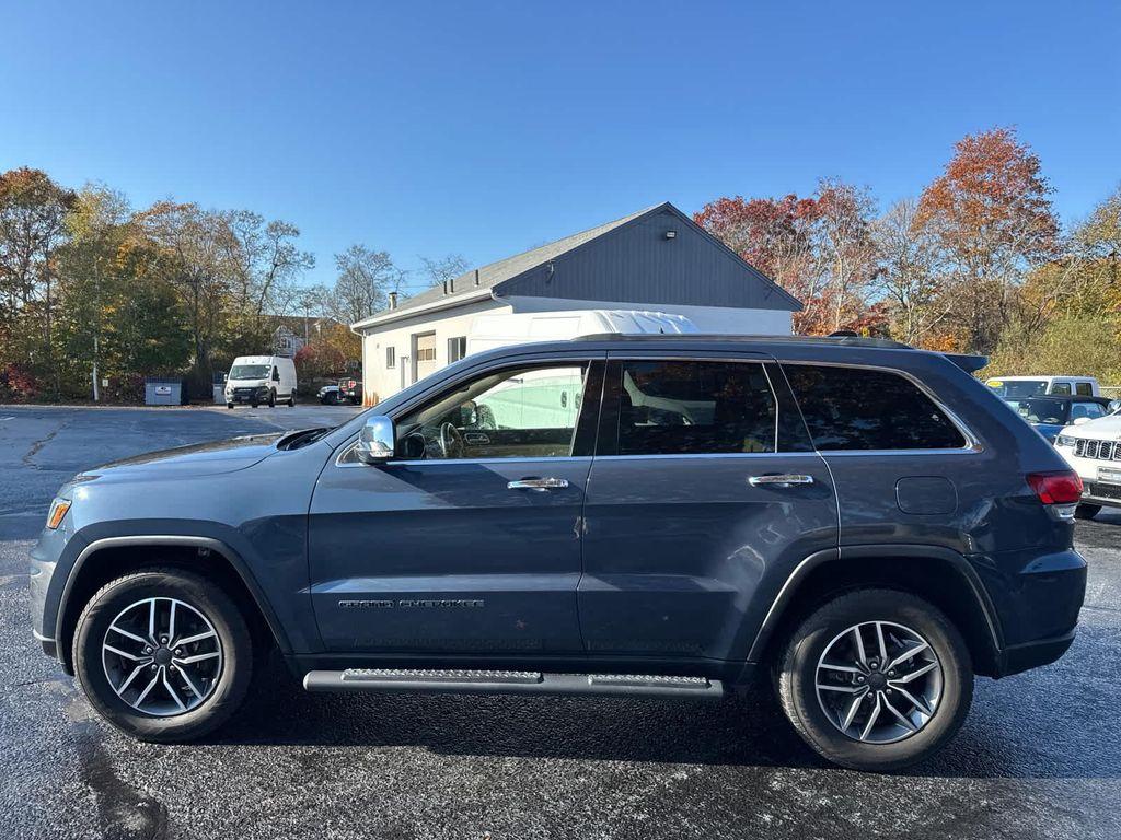 used 2020 Jeep Grand Cherokee car, priced at $17,606
