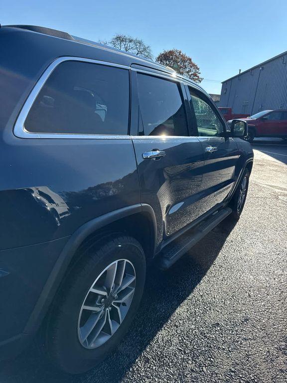 used 2020 Jeep Grand Cherokee car, priced at $17,606