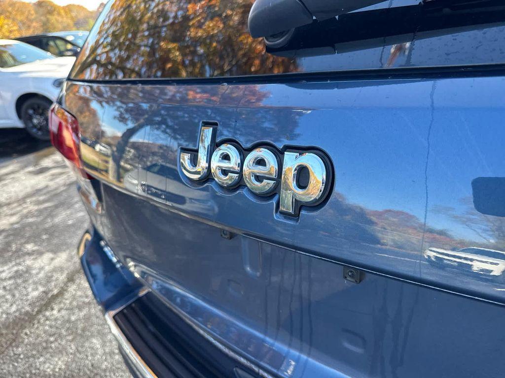 used 2020 Jeep Grand Cherokee car, priced at $17,606