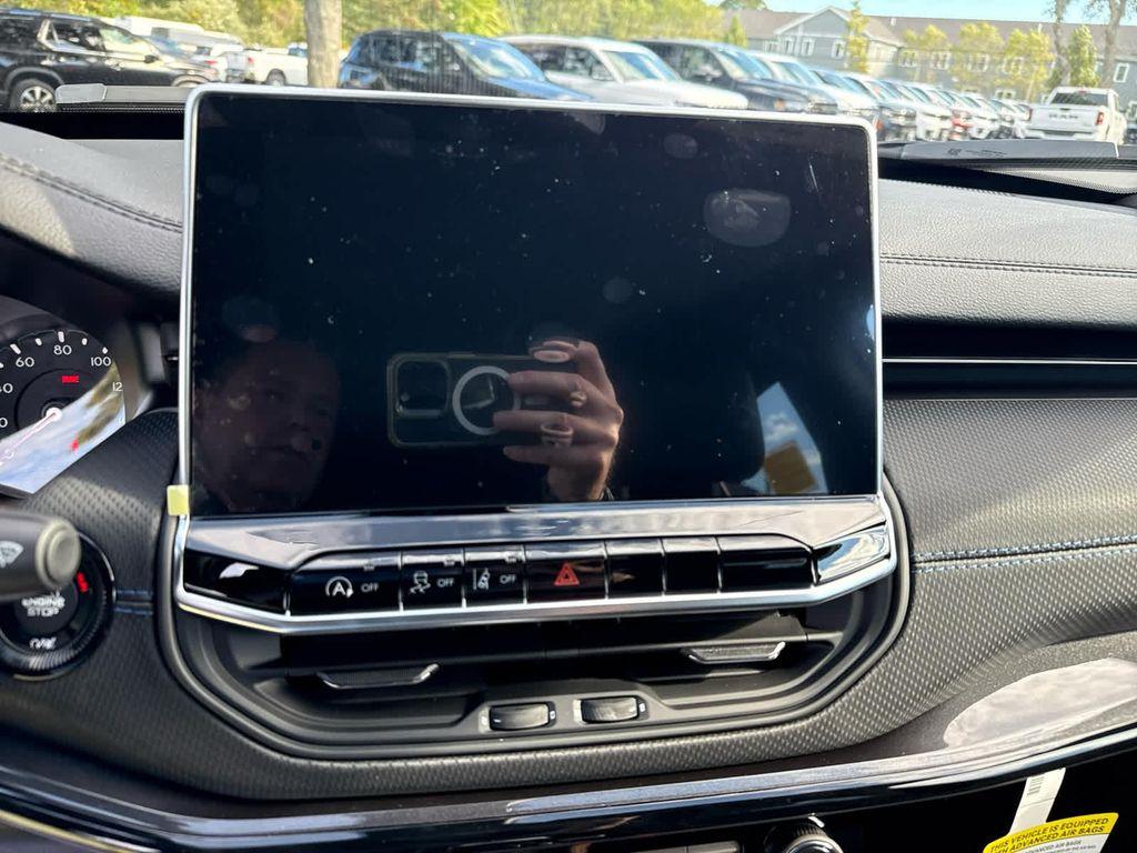 new 2026 Jeep Compass car, priced at $30,669