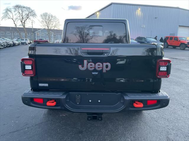 new 2025 Jeep Gladiator car, priced at $62,925