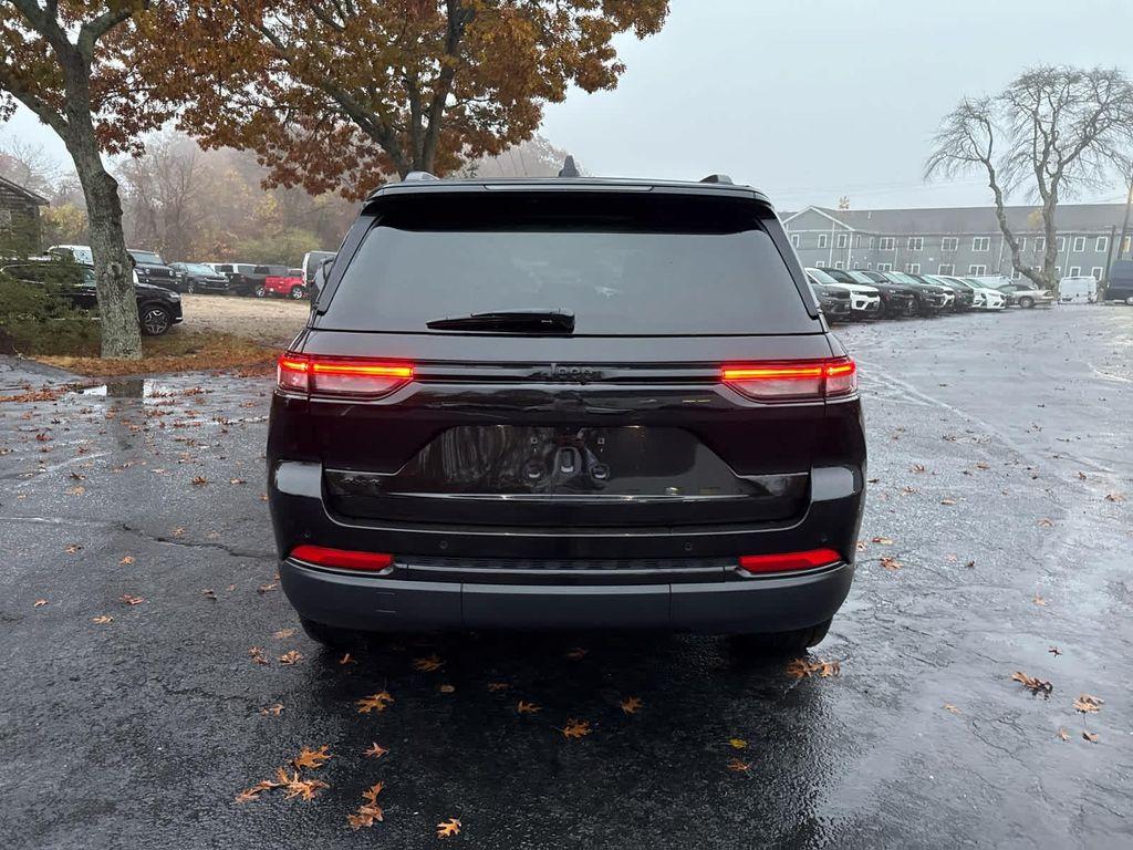 new 2025 Jeep Grand Cherokee car, priced at $50,308