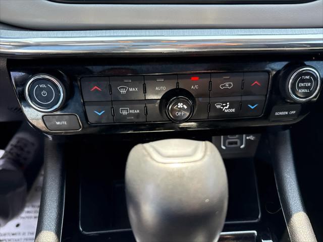 used 2022 Jeep Compass car, priced at $25,987