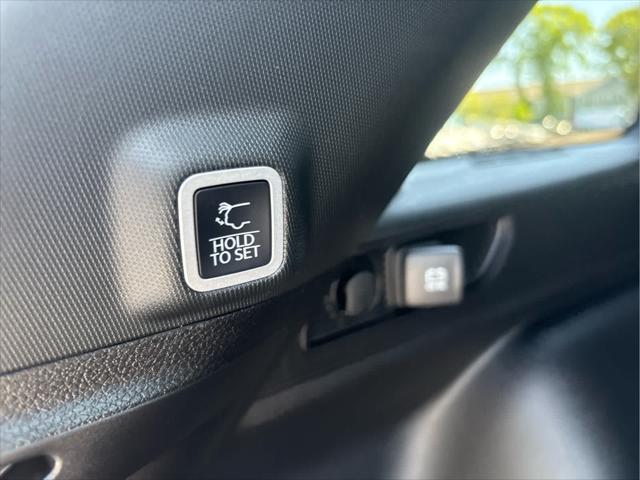 new 2025 Jeep Grand Cherokee car, priced at $48,175
