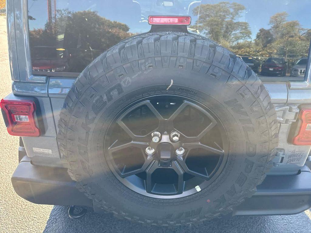 new 2026 Jeep Wrangler car, priced at $53,663