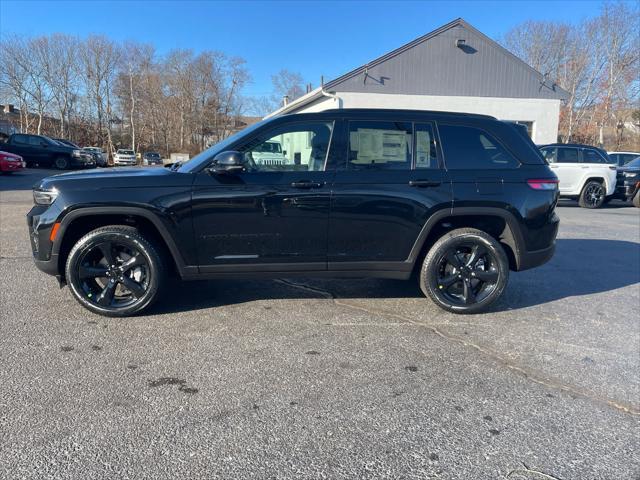 new 2025 Jeep Grand Cherokee car, priced at $51,648