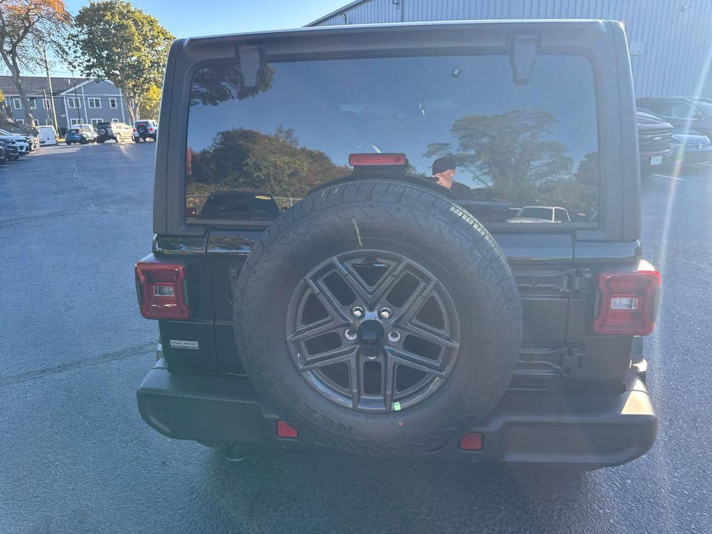 new 2026 Jeep Wrangler car, priced at $49,489