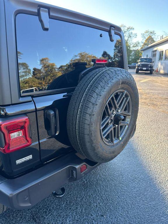 new 2026 Jeep Wrangler car, priced at $49,489