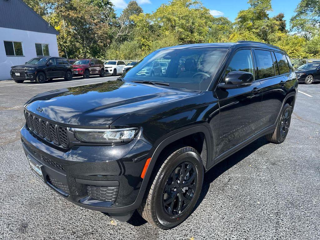 new 2025 Jeep Grand Cherokee L car, priced at $44,632