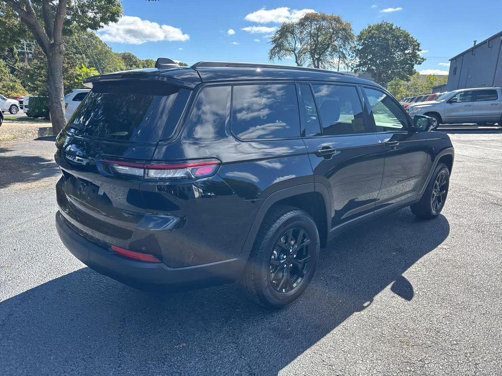 new 2025 Jeep Grand Cherokee L car, priced at $44,632