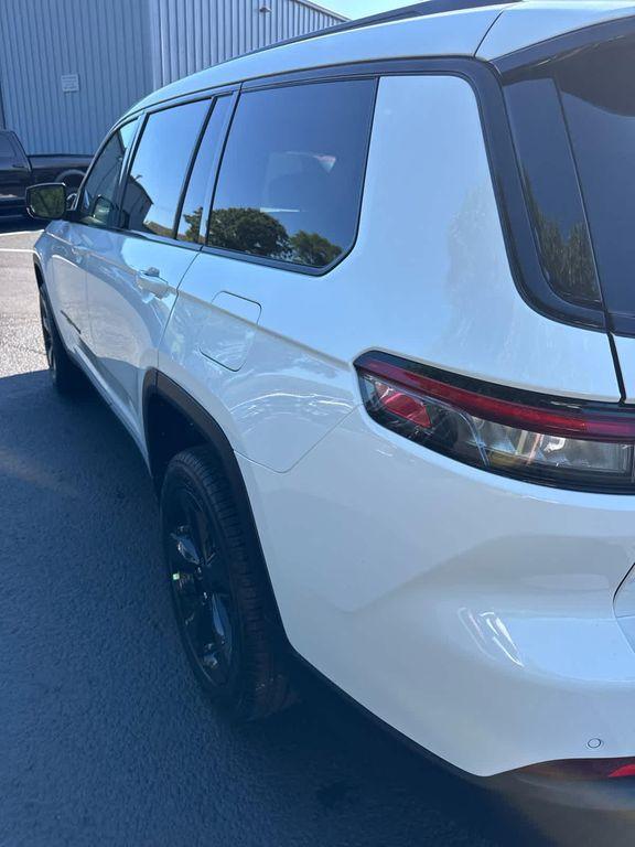 new 2025 Jeep Grand Cherokee L car, priced at $54,361