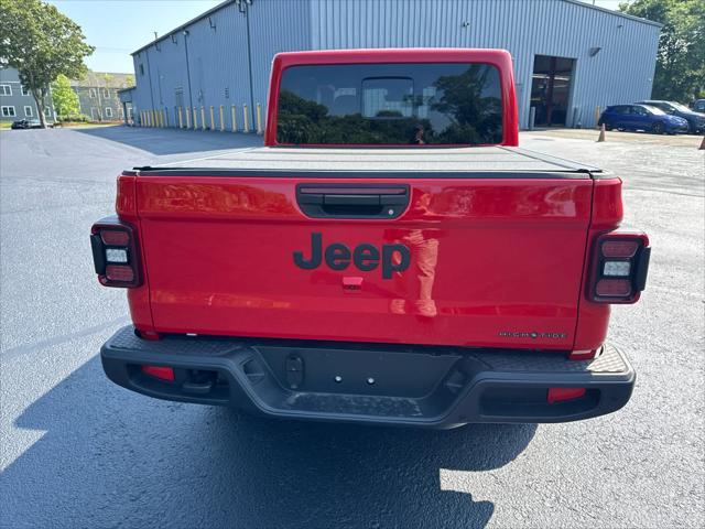 new 2025 Jeep Gladiator car, priced at $51,392