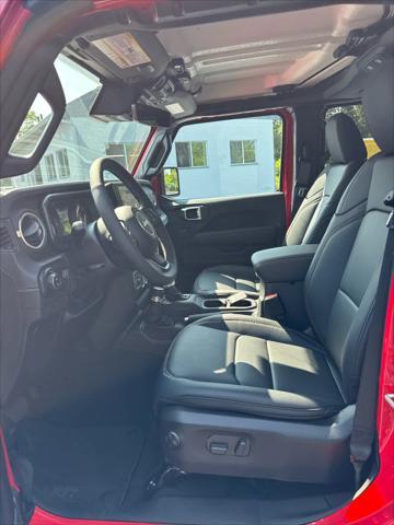 new 2025 Jeep Gladiator car, priced at $51,392