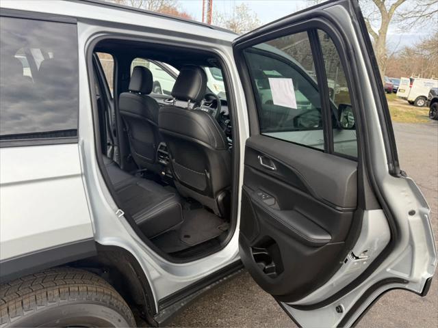 new 2025 Jeep Grand Cherokee car, priced at $41,791