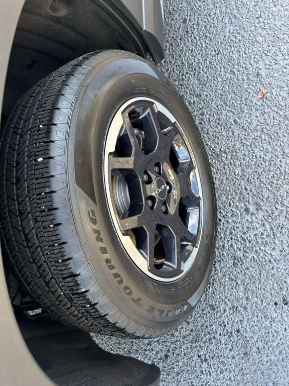 used 2025 Honda Pilot car, priced at $43,777